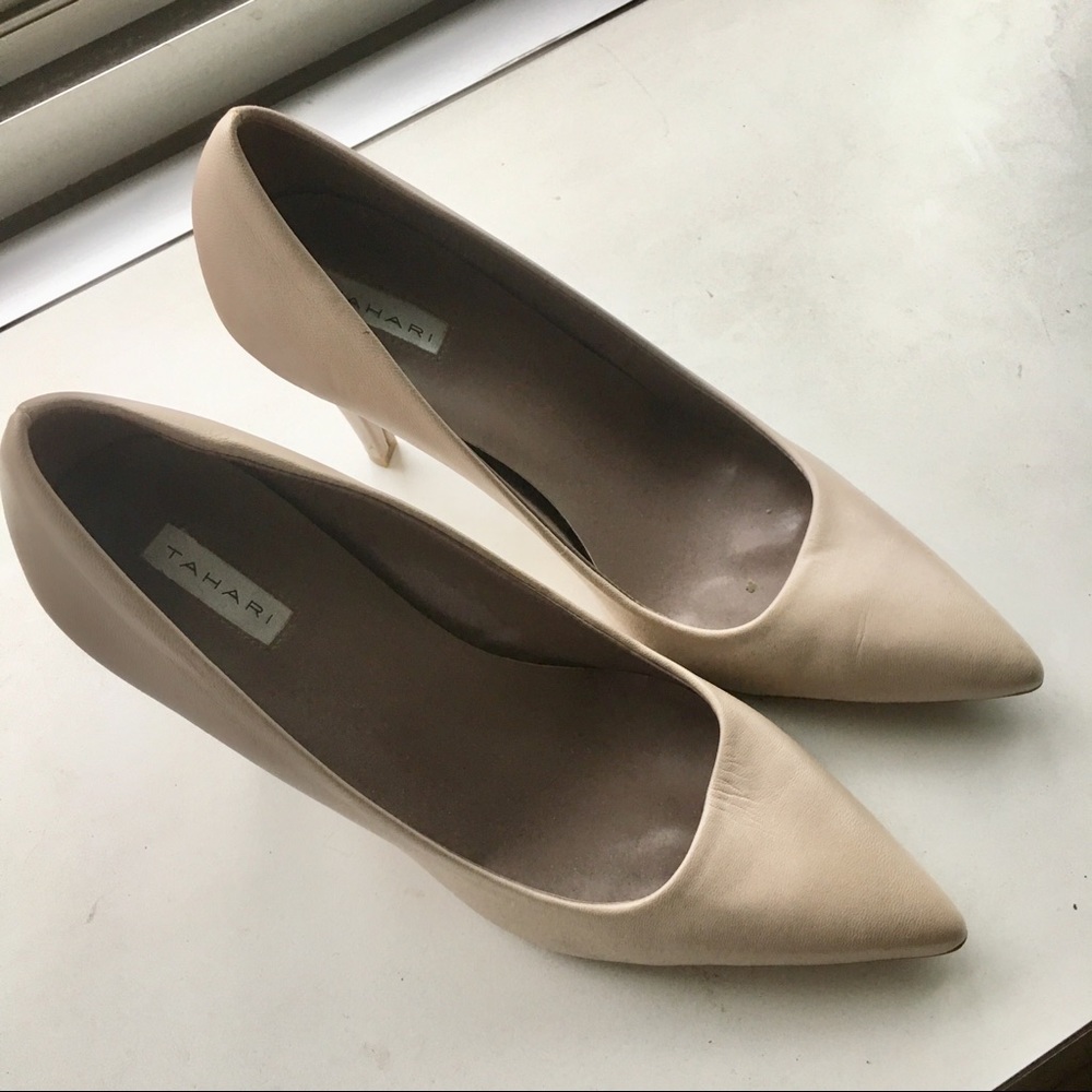 Shoe - Picture 2 of 3